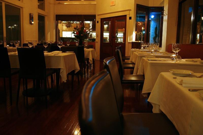 Washington Inn Oakland Restaurant photo